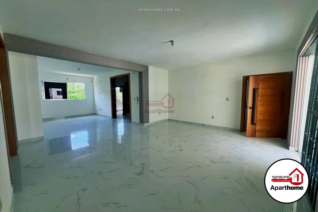 Amplios Apartamentos con Ascensor en Urb. Caperuza, San Francisco de Macorís