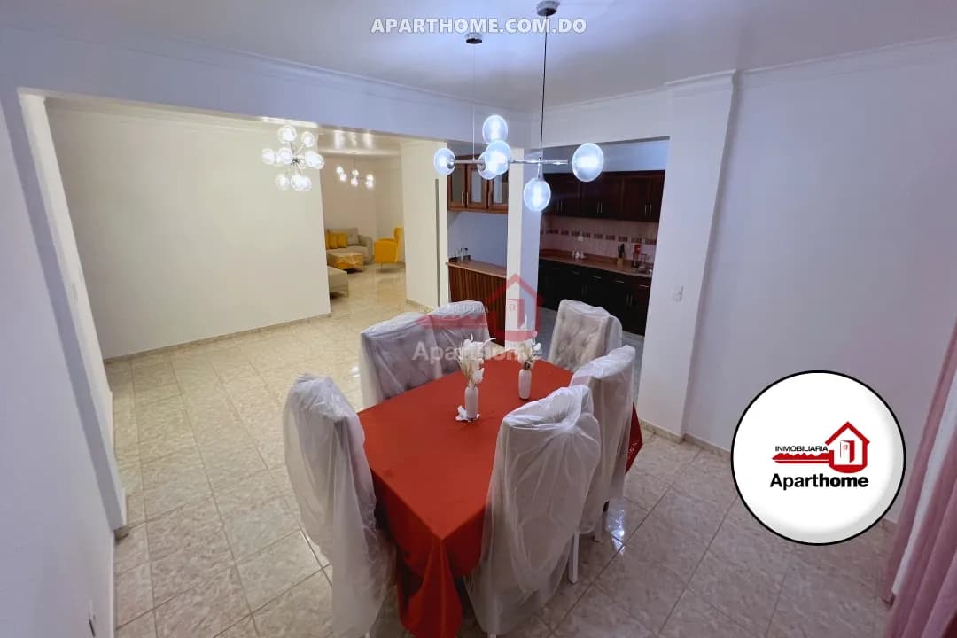 Apartamento con 196 m² en 1er Nivel en Venta en Urb Caperuza II, San Francisco de Macorís