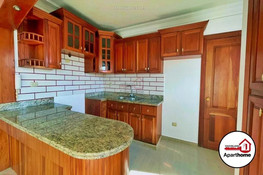 Apartamento con Hermosa Cocina en San Francisco de Macorís
