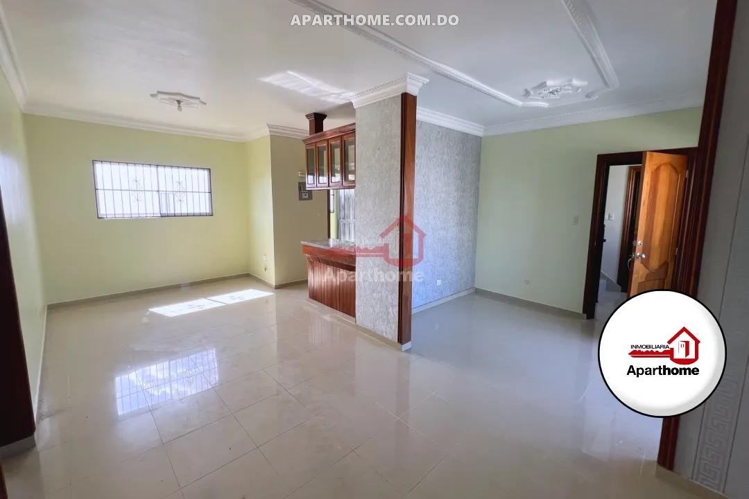 Apartamento en Alquiler a RD$20,000 en Urb. Carmen Añil Bonó, San Francisco de Macorís (3er nivel)