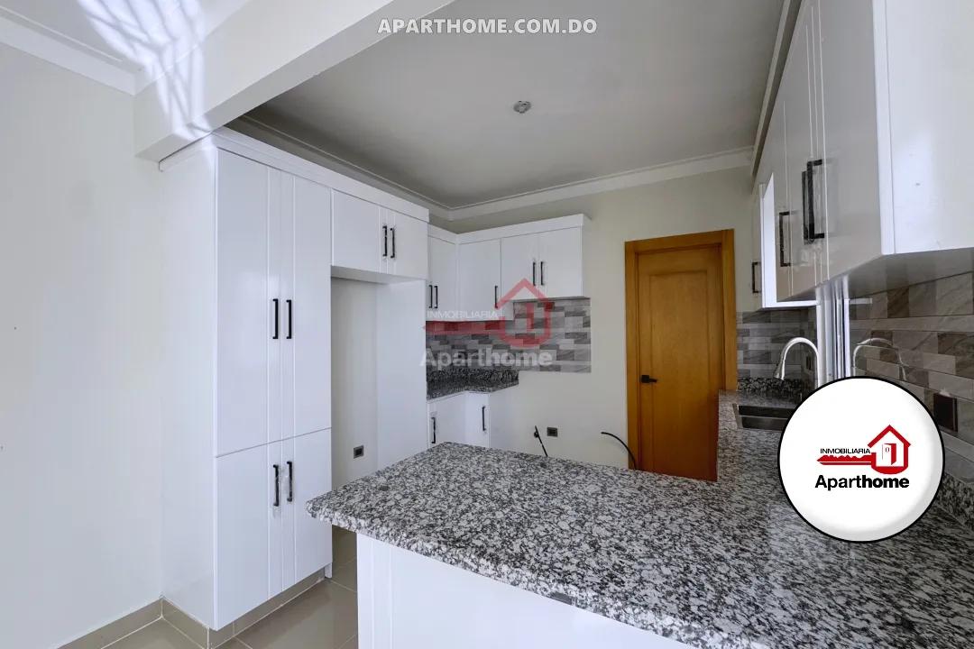 Apartamento en Renta con 2 Parqueos (1er Nivel) en Neftalí I, San Francisco de Macorís