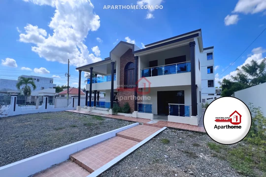 Casa en Venta en Urb. Toribio Camilo, San Francisco de Macorís | 612 m² de Terreno
