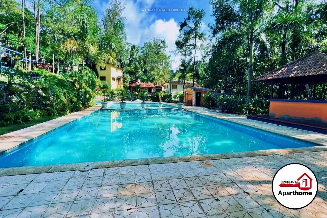 Comprar Villa con Piscina Jarabacoa (Turístico)