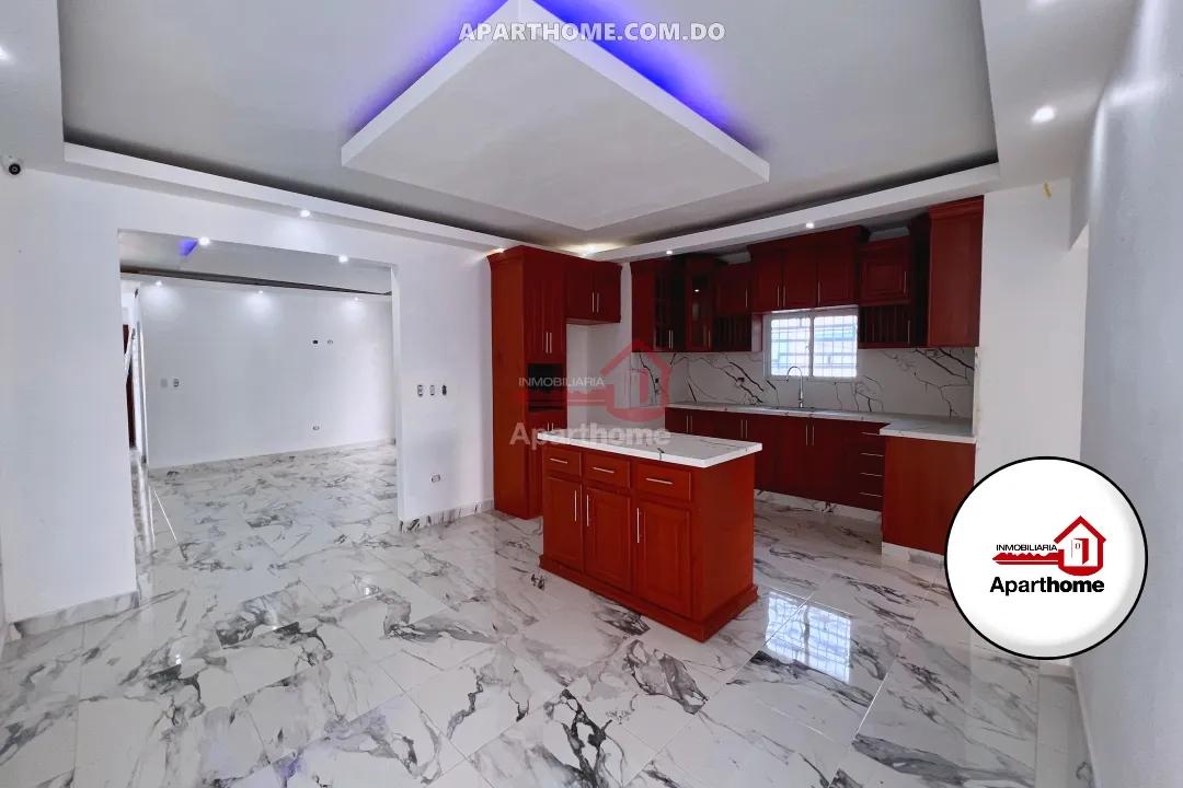 Nueva a Estrenar! Casa en Alquiler en Urb. Caperuza, San Francisco de Macorís