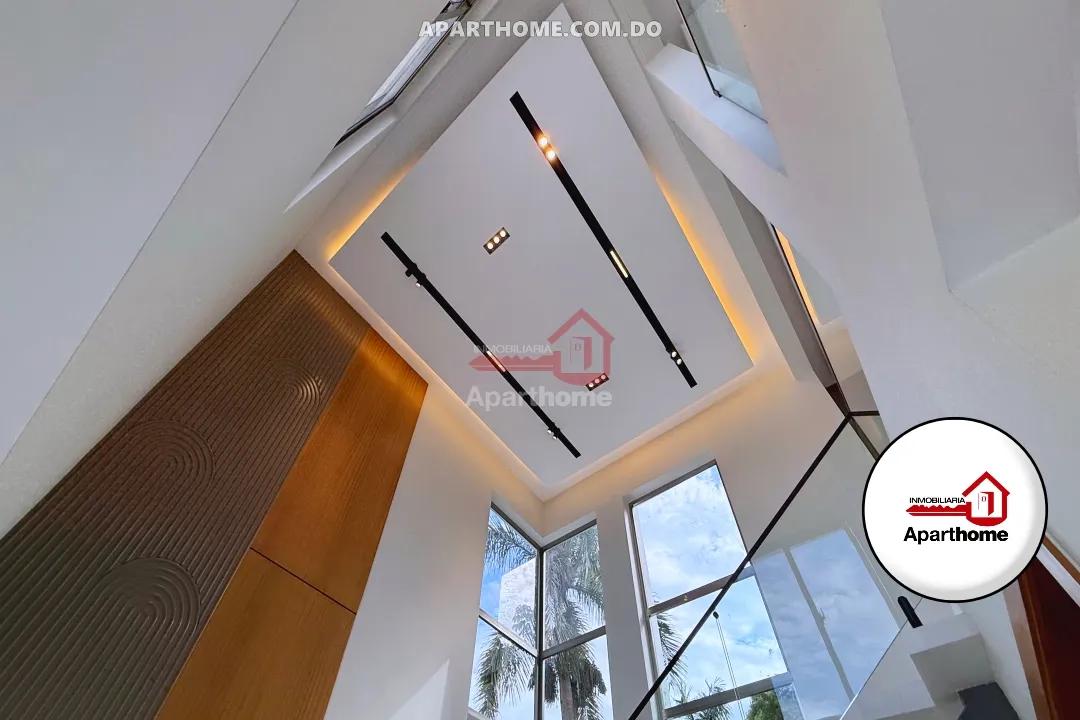 Penthouse de Lujo con 211 m² + Terraza, Bar y 2 Parqueos Techados en Paseo del Río, San Francisco de Macorís - en venta