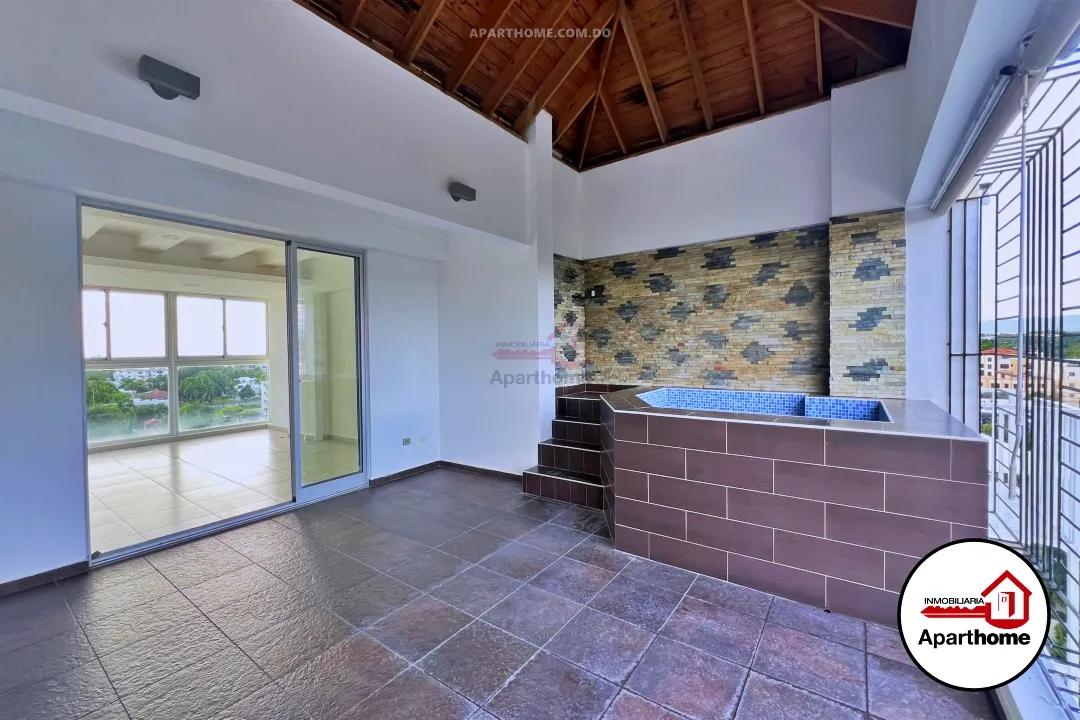 Penthouse de Lujo en Venta en Urb. Piña, San Francisco de Macorís | 324.93m²
