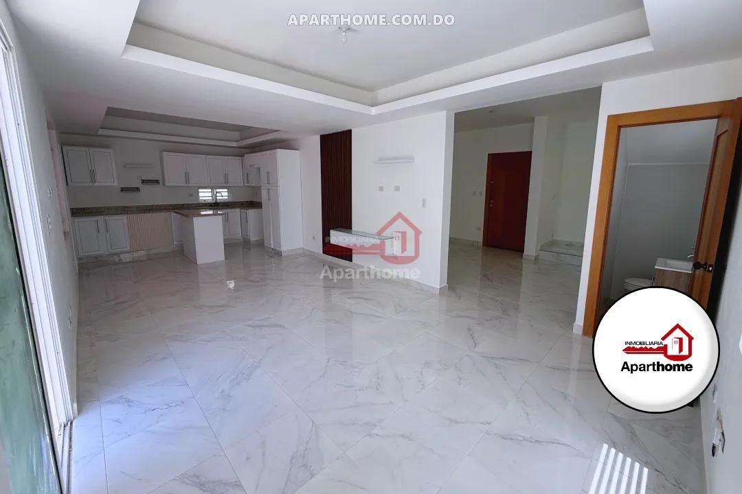 Villa en Venta de 220 m² con Picuzzi, Terraza y Marquesina Doble a US$290,000 en Urb. Hidalgo, San Francisco de Macorís